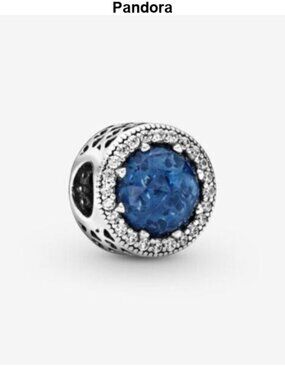 Pandora sparkling dark blue charm